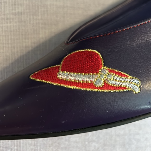 NWOT UNEK PUMPS - Picture 4 of 9